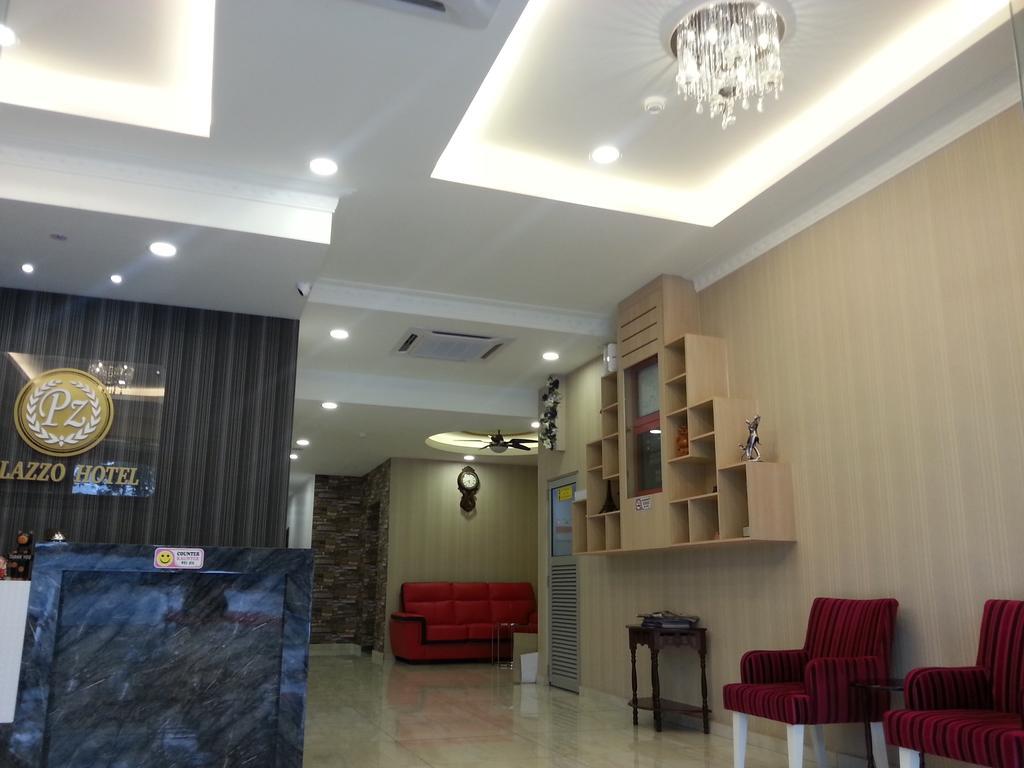 Palazzo Hotel Kulai Eksteriør billede