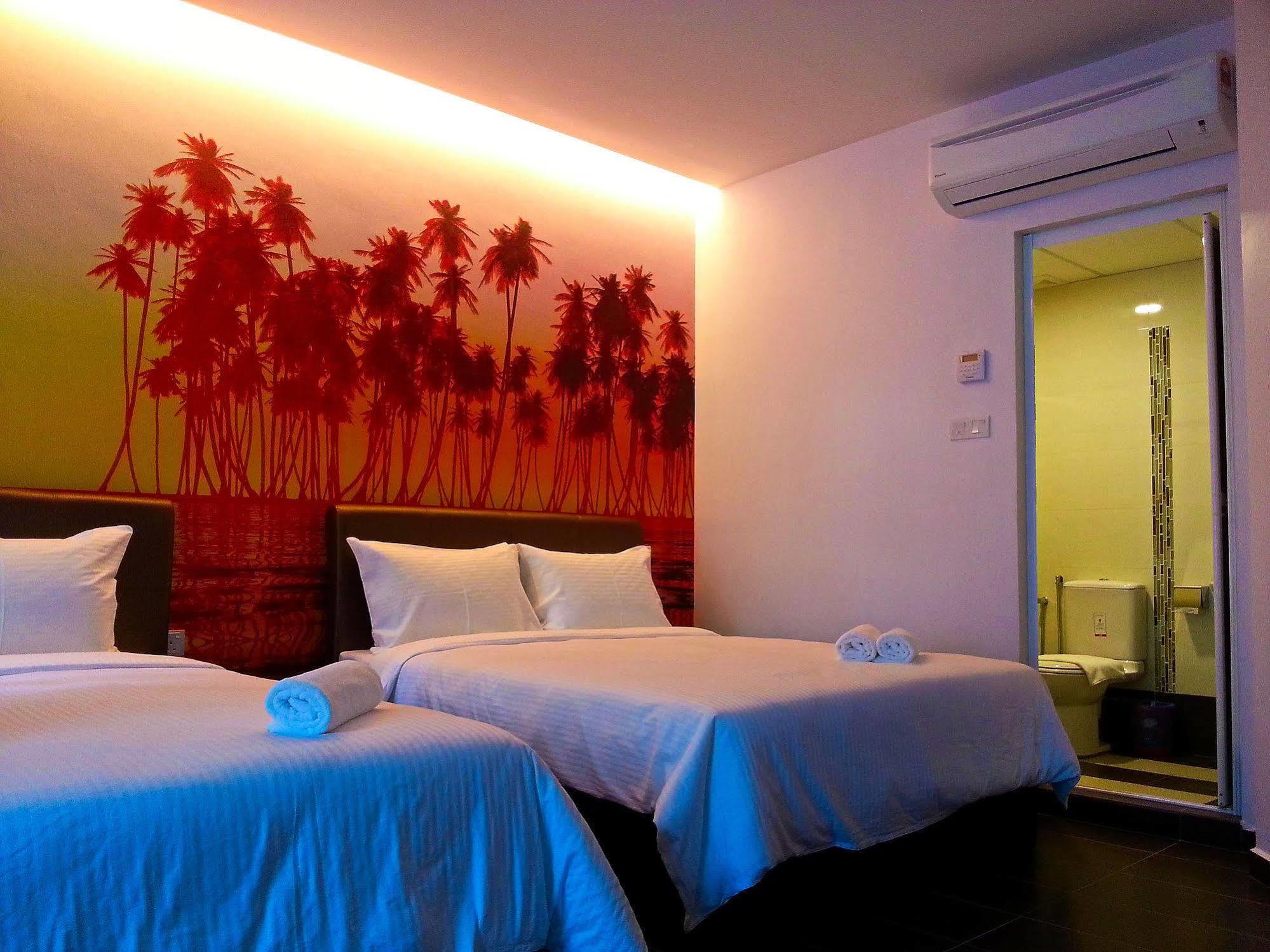 Palazzo Hotel Kulai Eksteriør billede