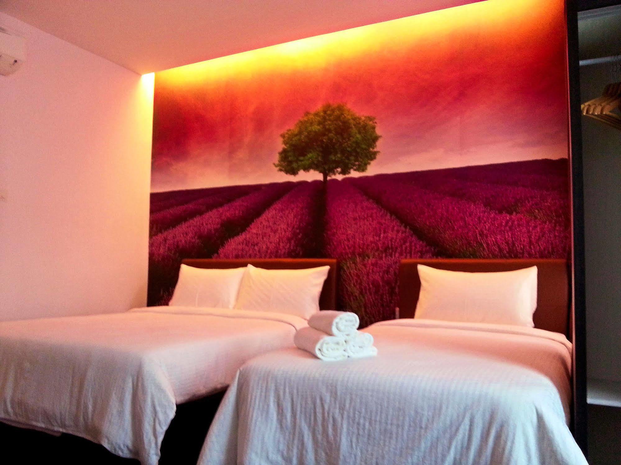 Palazzo Hotel Kulai Eksteriør billede